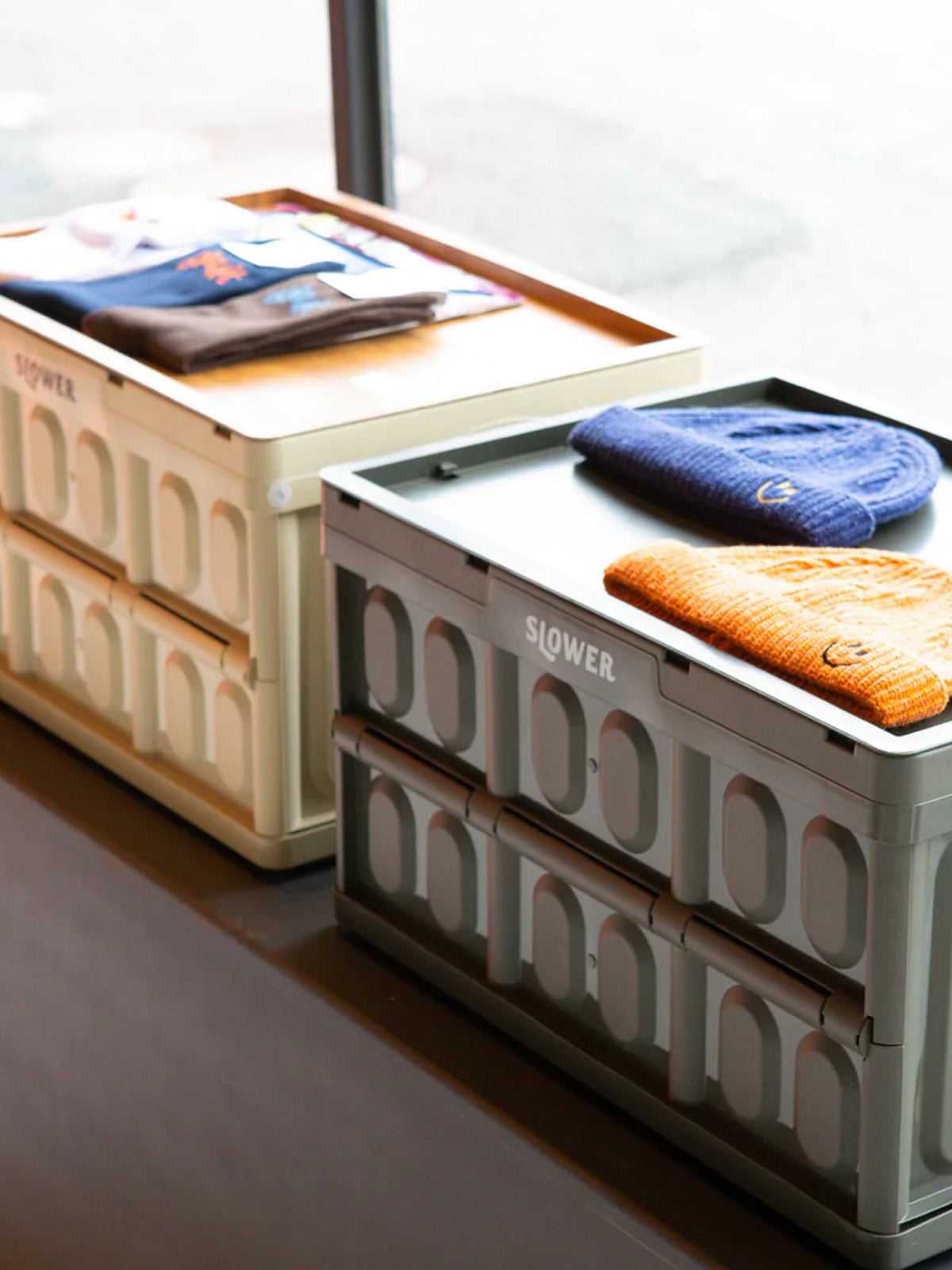 Slower Folding Container Estoril Table Top