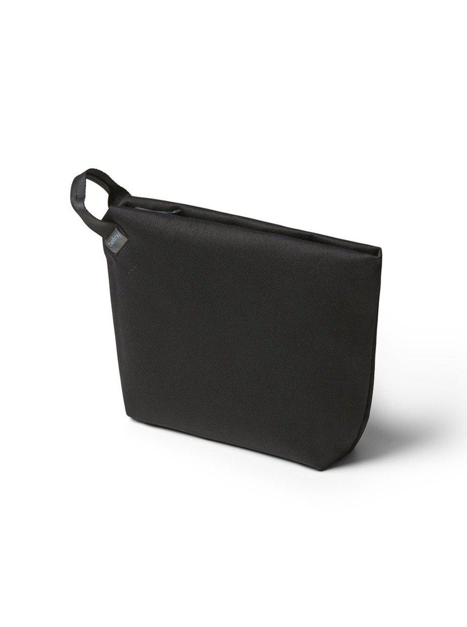 Bellroy Standing Pouch Plus Melbourne Black
