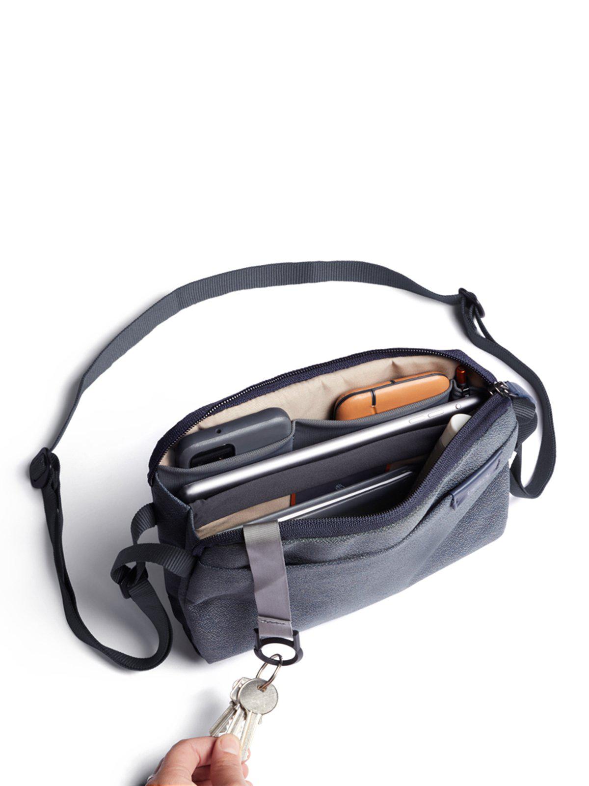 Bellroy City Pouch Plus Basalt
