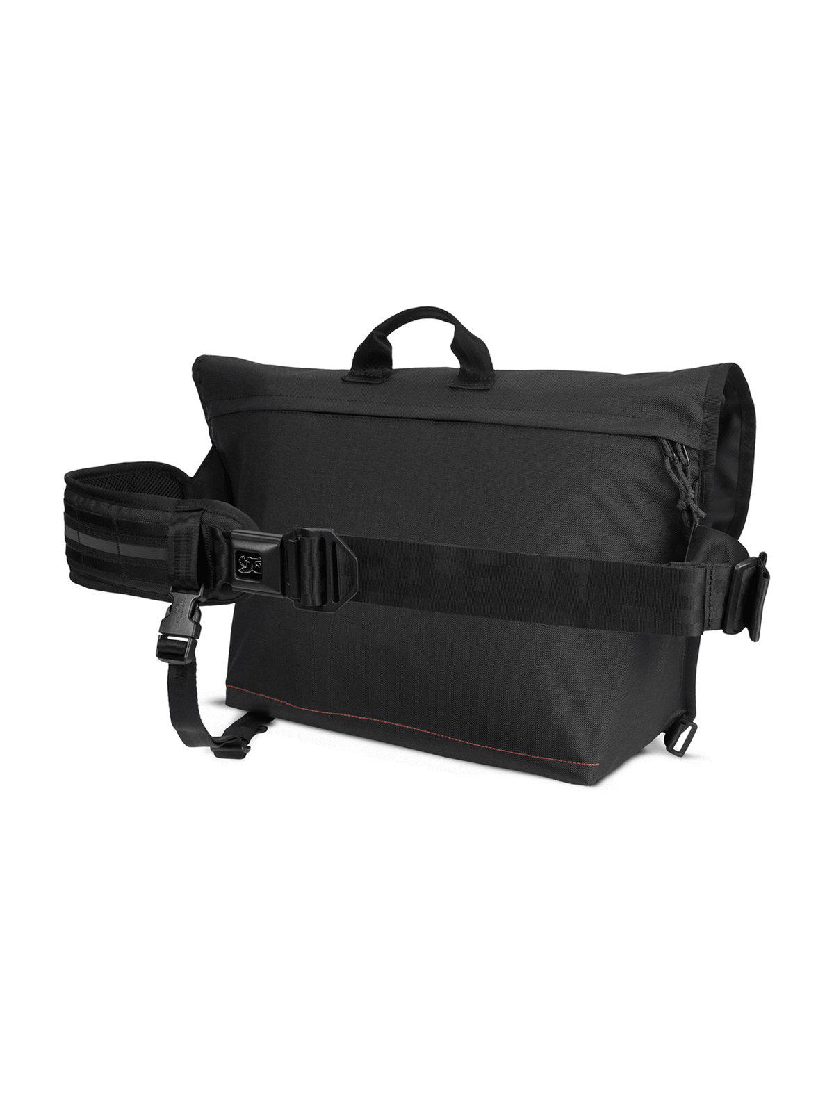 Chrome Industries Buran III Messenger Bag Black XRF online