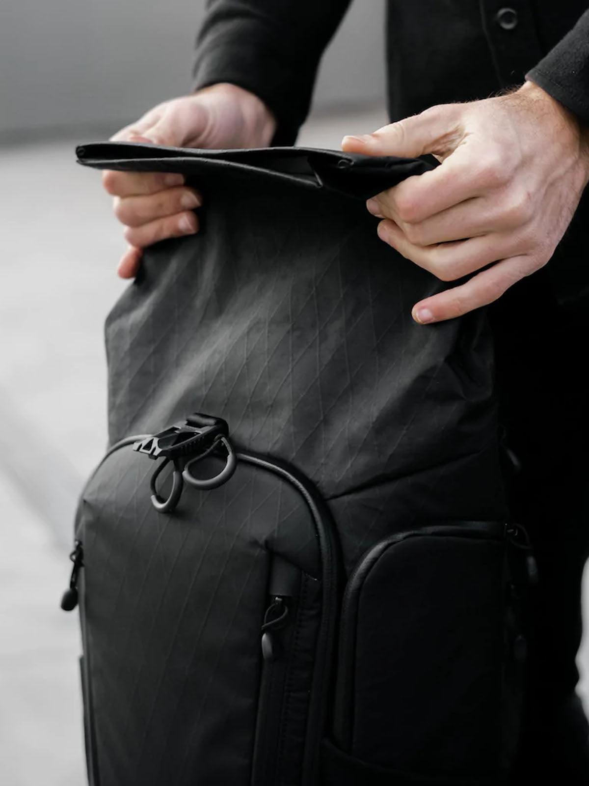 Modern Dayfarer Active Sling Pack