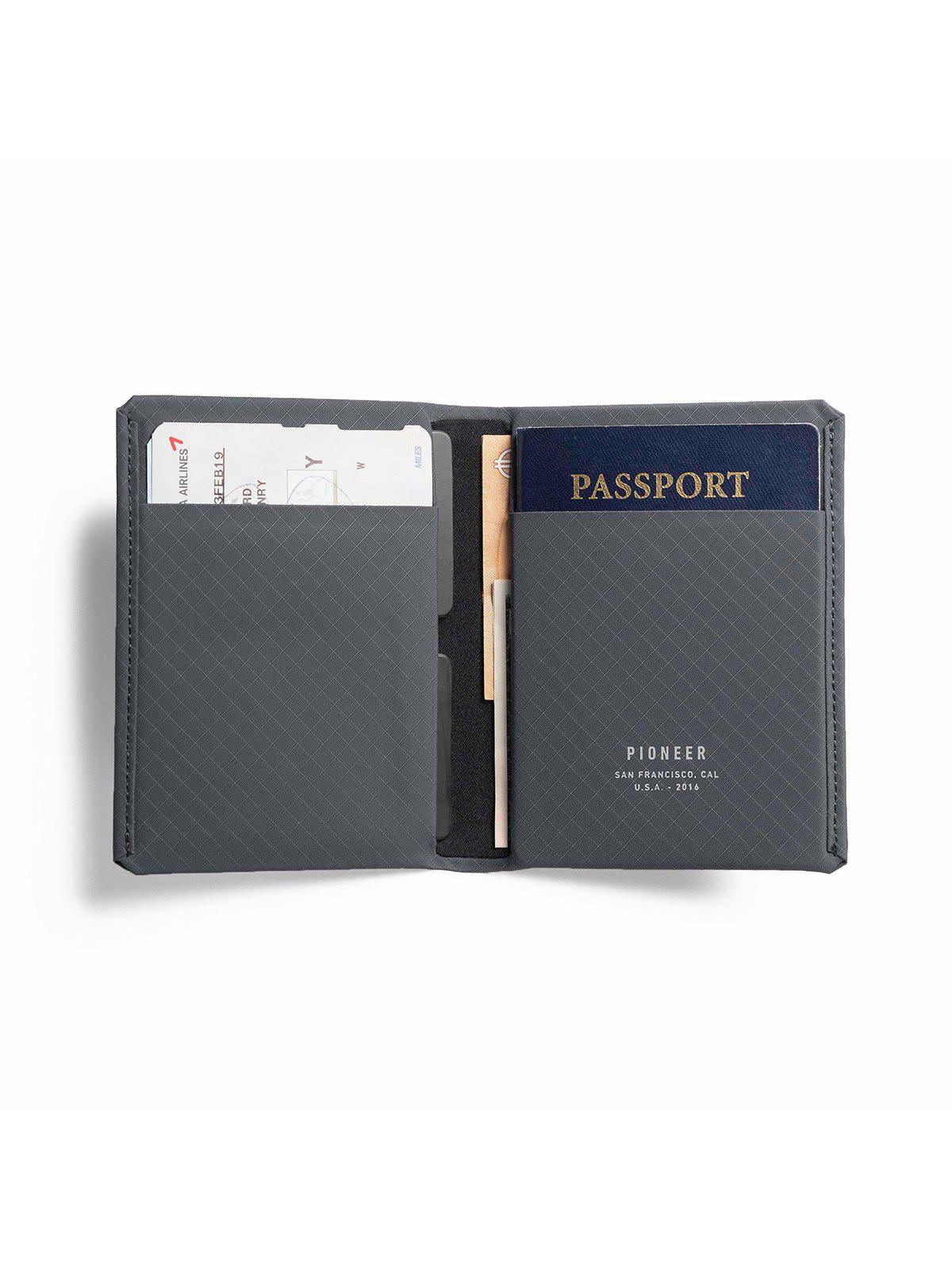 Pioneer Passport Wallet 3PN Slate