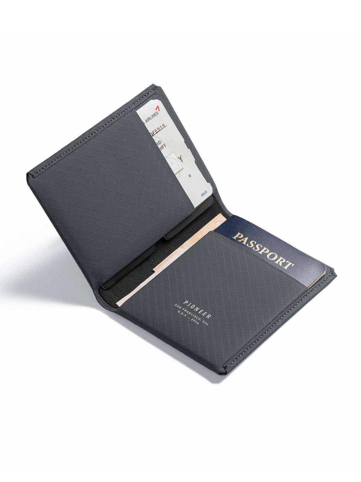 Pioneer Passport Wallet 3PN Slate