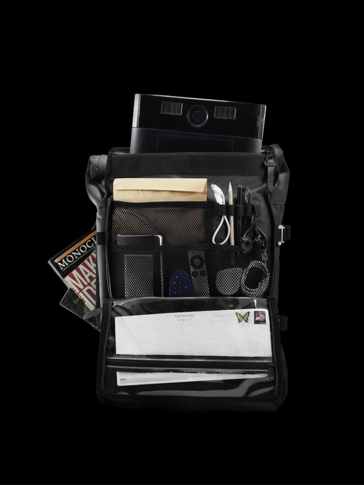 Life Behind Bars The Peloton Rolltop Backpack 30-42L Asphalt - MORE by Morello Indonesia