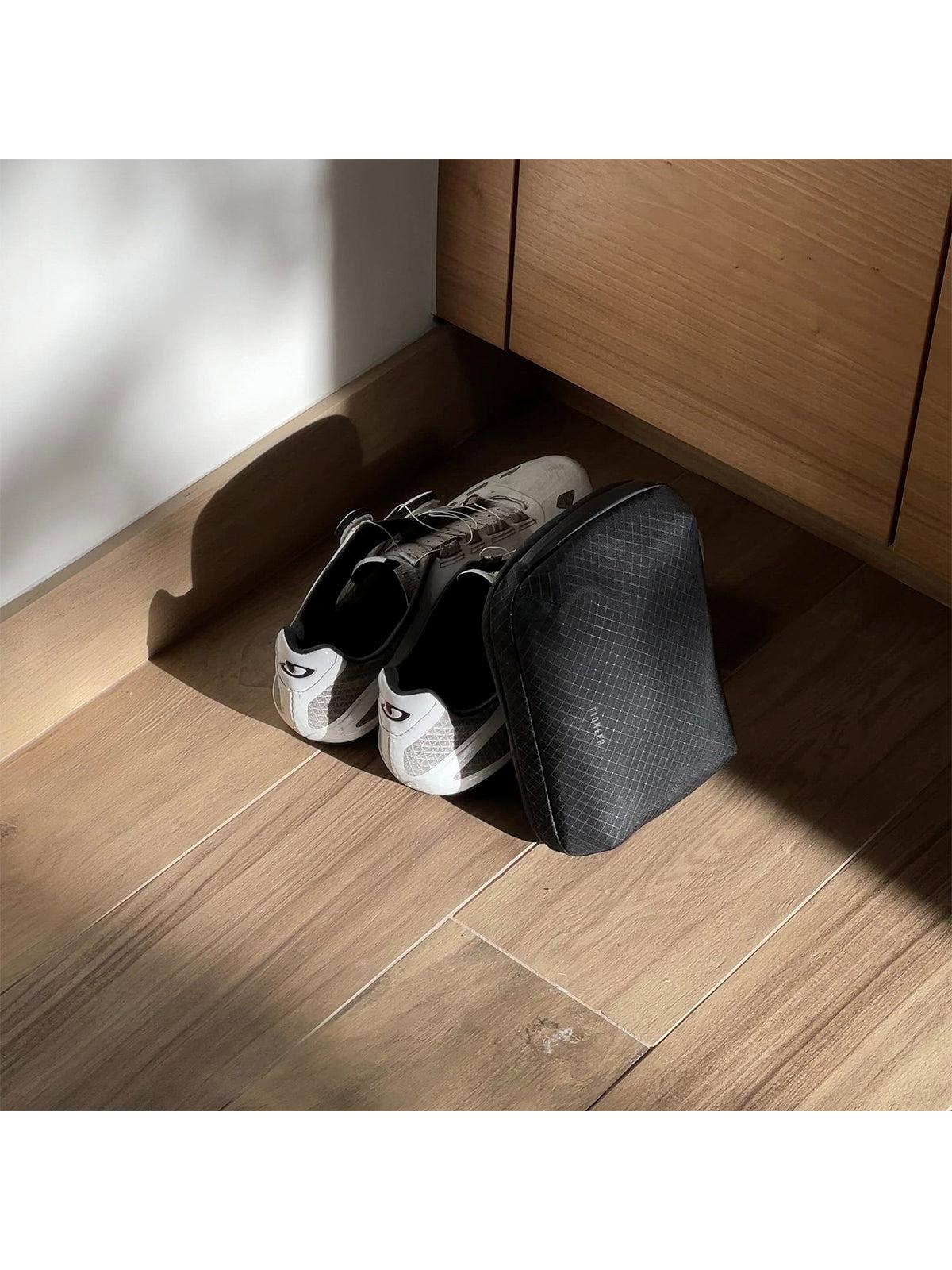 Pioneer Global Pouch Onyx