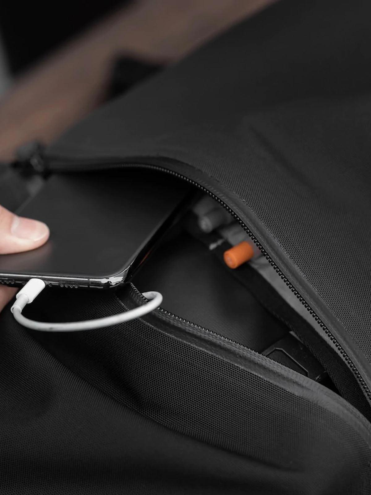 Black Ember Shadow 22 Backpack Black