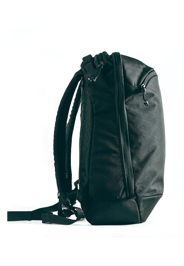 EVERGOODS PANEL ROADER CLASSIC 20L NAVY EVERGOODS PANEL ROADER CLASSIC 20L NAVY