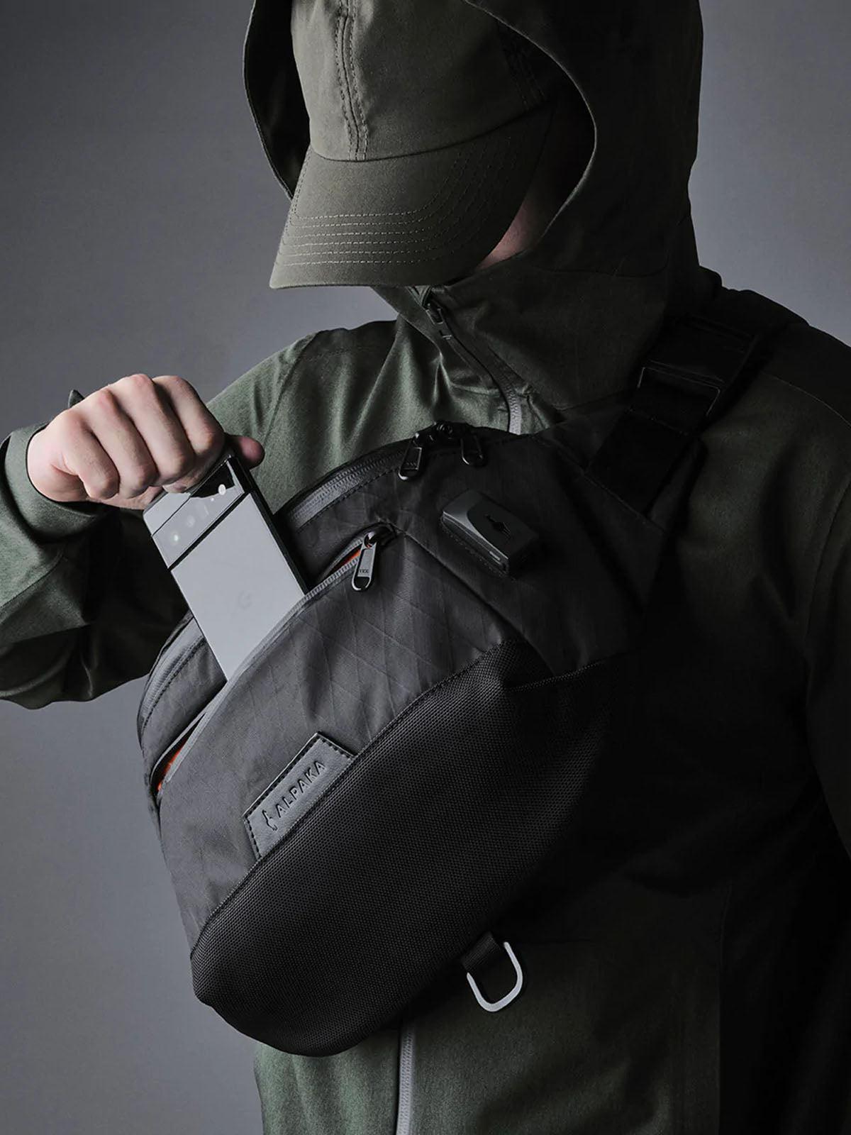 Alpaka Bravo X Sling Limited Edition Black VX42