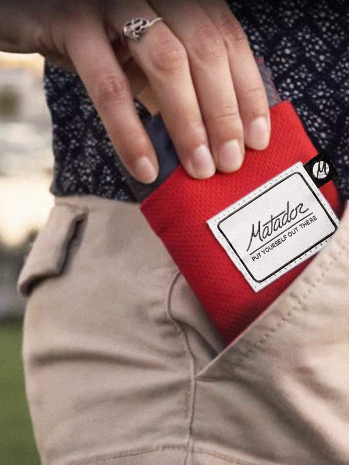 Matador Pocket Blanket 2.0 Original Red - MORE by Morello Indonesia