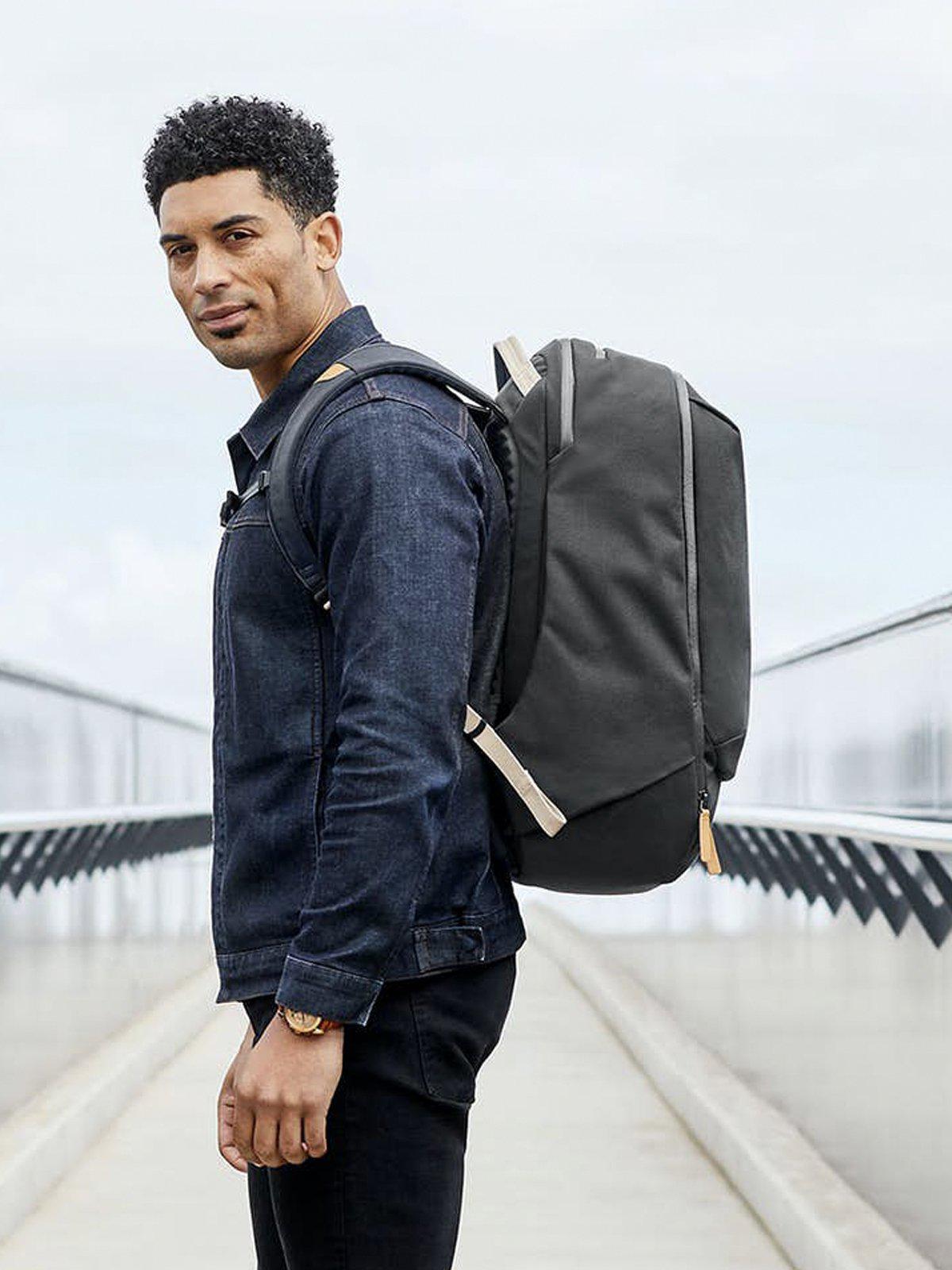 Bellroy classic backpack plus 2025