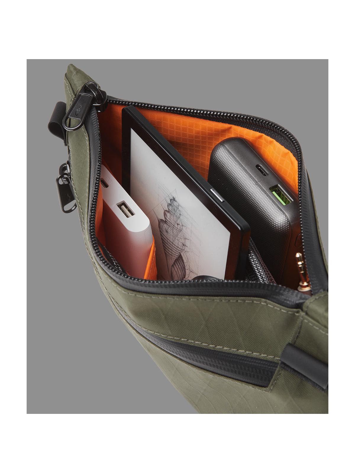 Alpaka Zip Pouch Max Forest Green