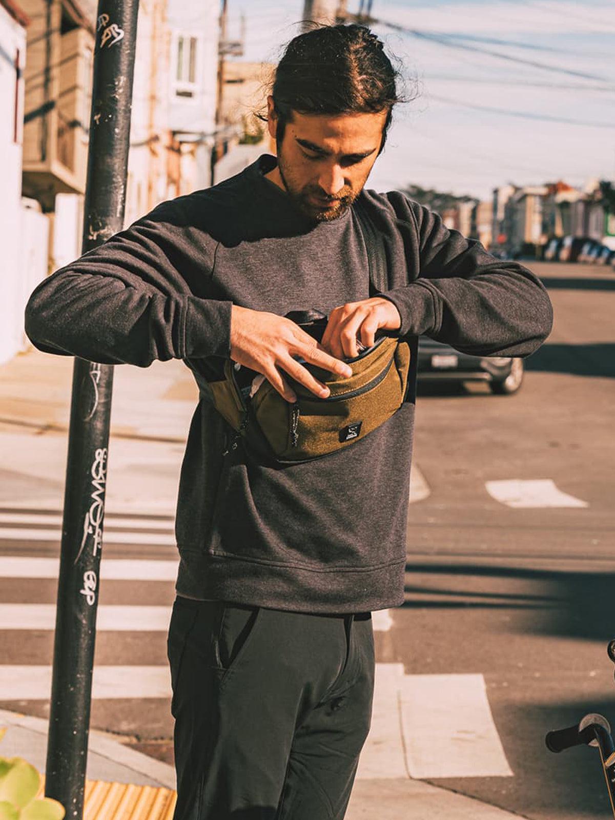 Chrome Industries BLCKCHRM 22X Ziptop Waistpack Stone Grey